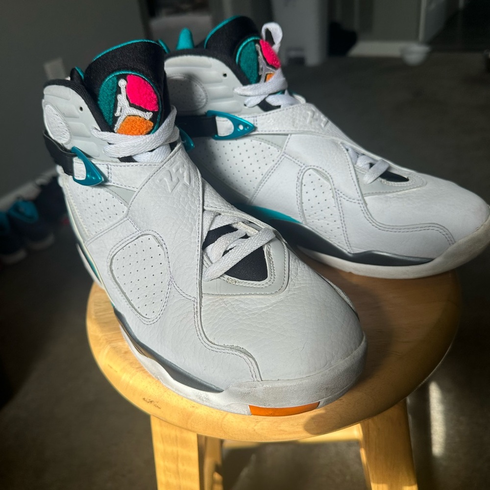 Retro Jordans - Picture 9 of 16